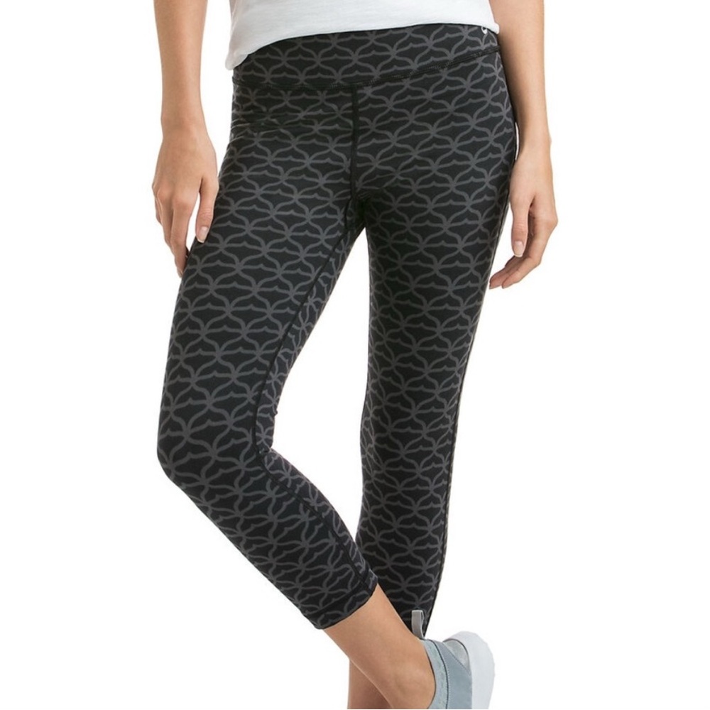 VINEYARD VINES Whales Tail Cropped Leggings